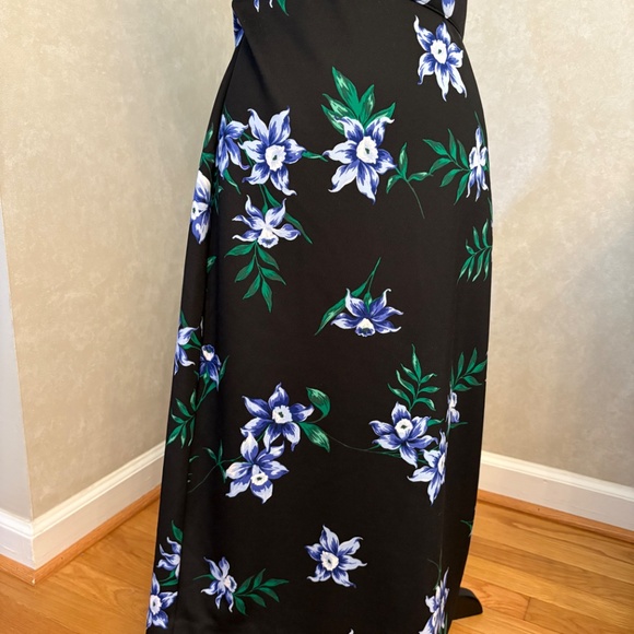 WOMAN'S 20W SKIRT - Picture 3 of 7
